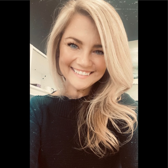 annierowe04